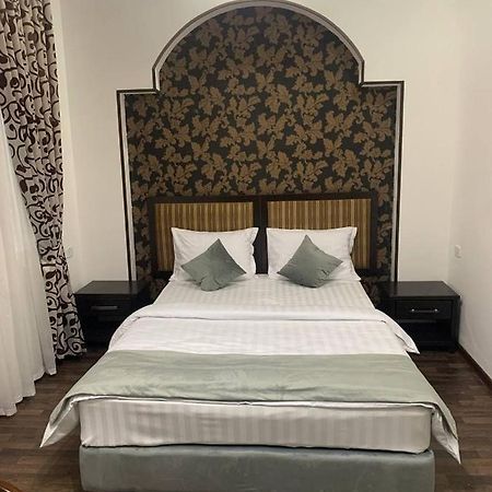 Ikan Registon Hotel Samarkand Exterior photo