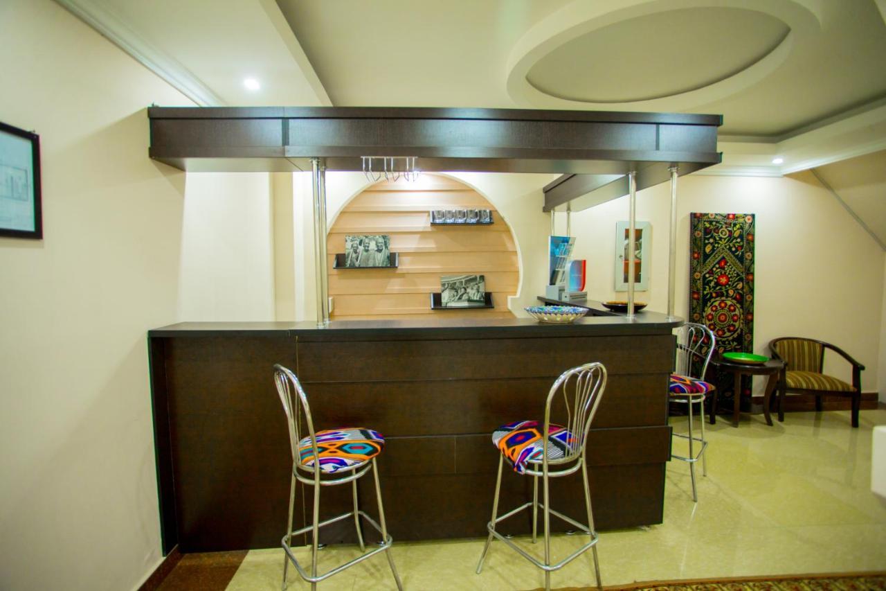 Ikan Registon Hotel Samarkand Exterior photo