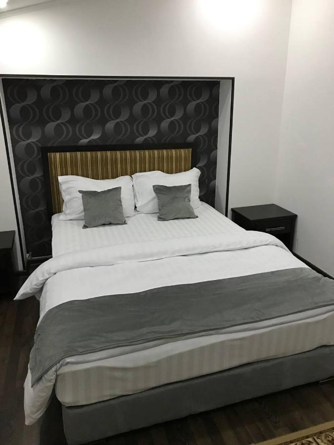 Ikan Registon Hotel Samarkand Exterior photo